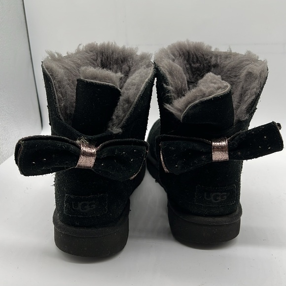 Ugg Classic Mini Stargirl Bow Women's Boots  Size 9 - Picture 4 of 6